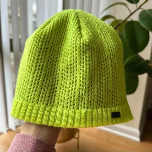 Champion Neon Green Crochet Outdoor Running Athleisure Beanie, OS - Picture 12 of 15